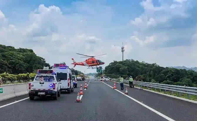 云霄高速公路汽车救援案例